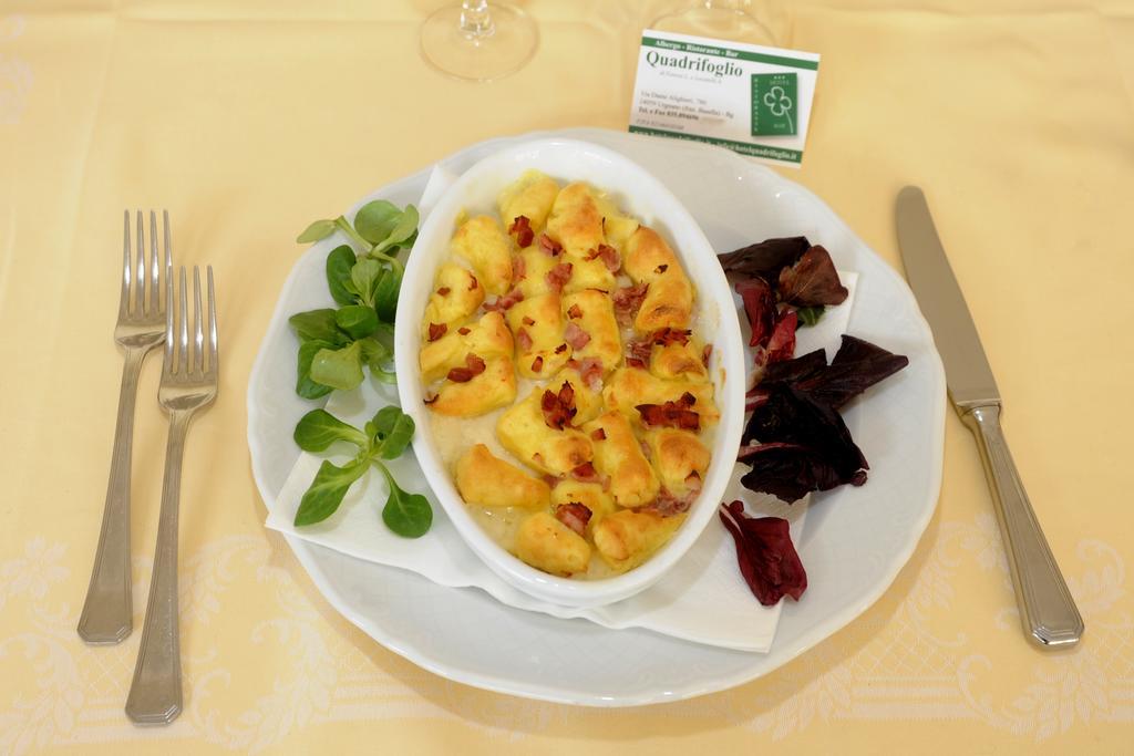 Albergo Ristorante Quadrifoglio Urgnano Buitenkant foto